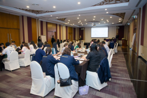 โครงการอบรมเชิงปฏิบัติการเพื่อพัฒนาครูให้ขับเคลื่อนนักเรียนให้มีความฉลาดรู้ ตามรูปแบบนวัตกรรมหลักสูตรและการจัดการเรียนรู้เพื่อเสริมสร้างคุณลักษณะ 4 ประการ และศึกษาดูงานสถานศึกษาต้นแบบในการจัดการเรียนการสอน ให้แก่ครูโรงเรียนสาธิตมหาวิทยาลัยราชภัฏเทพสตรี