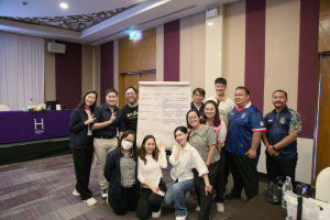 โครงการอบรมเชิงปฏิบัติการเพื่อพัฒนาครูให้ขับเคลื่อนนักเรียนให้มีความฉลาดรู้ ตามรูปแบบนวัตกรรมหลักสูตรและการจัดการเรียนรู้เพื่อเสริมสร้างคุณลักษณะ 4 ประการ และศึกษาดูงานสถานศึกษาต้นแบบในการจัดการเรียนการสอน ให้แก่ครูโรงเรียนสาธิตมหาวิทยาลัยราชภัฏเทพสตรี