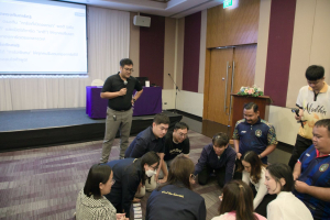 โครงการอบรมเชิงปฏิบัติการเพื่อพัฒนาครูให้ขับเคลื่อนนักเรียนให้มีความฉลาดรู้ ตามรูปแบบนวัตกรรมหลักสูตรและการจัดการเรียนรู้เพื่อเสริมสร้างคุณลักษณะ 4 ประการ และศึกษาดูงานสถานศึกษาต้นแบบในการจัดการเรียนการสอน ให้แก่ครูโรงเรียนสาธิตมหาวิทยาลัยราชภัฏเทพสตรี