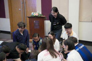 โครงการอบรมเชิงปฏิบัติการเพื่อพัฒนาครูให้ขับเคลื่อนนักเรียนให้มีความฉลาดรู้ ตามรูปแบบนวัตกรรมหลักสูตรและการจัดการเรียนรู้เพื่อเสริมสร้างคุณลักษณะ 4 ประการ และศึกษาดูงานสถานศึกษาต้นแบบในการจัดการเรียนการสอน ให้แก่ครูโรงเรียนสาธิตมหาวิทยาลัยราชภัฏเทพสตรี