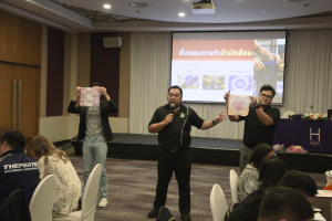 โครงการอบรมเชิงปฏิบัติการเพื่อพัฒนาครูให้ขับเคลื่อนนักเรียนให้มีความฉลาดรู้ ตามรูปแบบนวัตกรรมหลักสูตรและการจัดการเรียนรู้เพื่อเสริมสร้างคุณลักษณะ 4 ประการ และศึกษาดูงานสถานศึกษาต้นแบบในการจัดการเรียนการสอน ให้แก่ครูโรงเรียนสาธิตมหาวิทยาลัยราชภัฏเทพสตรี