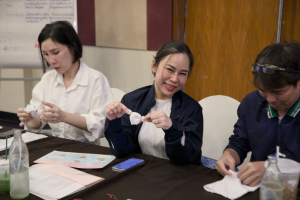 โครงการอบรมเชิงปฏิบัติการเพื่อพัฒนาครูให้ขับเคลื่อนนักเรียนให้มีความฉลาดรู้ ตามรูปแบบนวัตกรรมหลักสูตรและการจัดการเรียนรู้เพื่อเสริมสร้างคุณลักษณะ 4 ประการ และศึกษาดูงานสถานศึกษาต้นแบบในการจัดการเรียนการสอน ให้แก่ครูโรงเรียนสาธิตมหาวิทยาลัยราชภัฏเทพสตรี