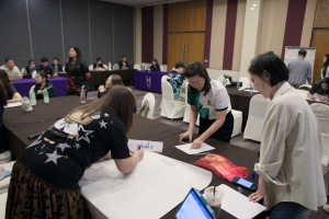 โครงการอบรมเชิงปฏิบัติการเพื่อพัฒนาครูให้ขับเคลื่อนนักเรียนให้มีความฉลาดรู้ ตามรูปแบบนวัตกรรมหลักสูตรและการจัดการเรียนรู้เพื่อเสริมสร้างคุณลักษณะ 4 ประการ และศึกษาดูงานสถานศึกษาต้นแบบในการจัดการเรียนการสอน ให้แก่ครูโรงเรียนสาธิตมหาวิทยาลัยราชภัฏเทพสตรี