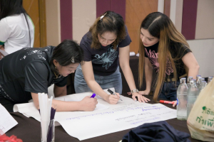 โครงการอบรมเชิงปฏิบัติการเพื่อพัฒนาครูให้ขับเคลื่อนนักเรียนให้มีความฉลาดรู้ ตามรูปแบบนวัตกรรมหลักสูตรและการจัดการเรียนรู้เพื่อเสริมสร้างคุณลักษณะ 4 ประการ และศึกษาดูงานสถานศึกษาต้นแบบในการจัดการเรียนการสอน ให้แก่ครูโรงเรียนสาธิตมหาวิทยาลัยราชภัฏเทพสตรี