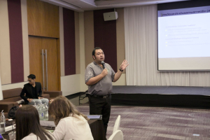 โครงการอบรมเชิงปฏิบัติการเพื่อพัฒนาครูให้ขับเคลื่อนนักเรียนให้มีความฉลาดรู้ ตามรูปแบบนวัตกรรมหลักสูตรและการจัดการเรียนรู้เพื่อเสริมสร้างคุณลักษณะ 4 ประการ และศึกษาดูงานสถานศึกษาต้นแบบในการจัดการเรียนการสอน ให้แก่ครูโรงเรียนสาธิตมหาวิทยาลัยราชภัฏเทพสตรี