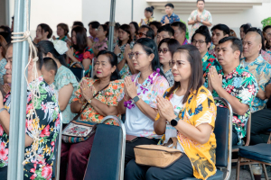 ร่วมงานทำบุญกลางบ้าน 