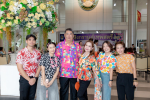 ร่วมงานทำบุญกลางบ้าน 