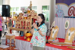 ร่วมงานทำบุญกลางบ้าน 