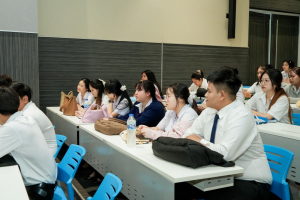 การปฐมนิเทศนักศึกษาฝึกประสบการณ์วิชาชีพครู ประจำปีการศึกษา 2569
