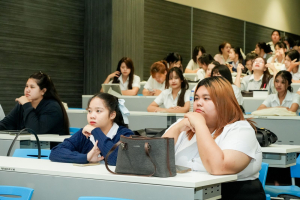 การปฐมนิเทศนักศึกษาฝึกประสบการณ์วิชาชีพครู ประจำปีการศึกษา 2569