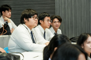 การปฐมนิเทศนักศึกษาฝึกประสบการณ์วิชาชีพครู ประจำปีการศึกษา 2569