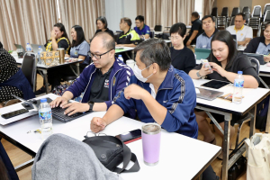 จัดอบรมพัฒนาอาจารย์คณะครุศาสตร์และคณะร่วมผลิตในหลักสูตรครุศาสตรบัณฑิต มุ่งยกระดับตามเกณฑ์คุรุสภา และ PTRU-PSF