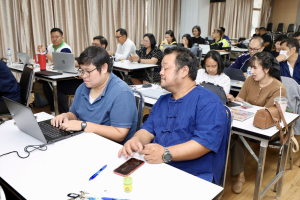 จัดอบรมพัฒนาอาจารย์คณะครุศาสตร์และคณะร่วมผลิตในหลักสูตรครุศาสตรบัณฑิต มุ่งยกระดับตามเกณฑ์คุรุสภา และ PTRU-PSF