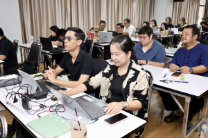 จัดอบรมพัฒนาอาจารย์คณะครุศาสตร์และคณะร่วมผลิตในหลักสูตรครุศาสตรบัณฑิต มุ่งยกระดับตามเกณฑ์คุรุสภา และ PTRU-PSF