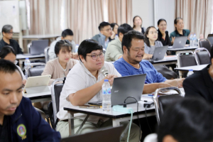 จัดอบรมพัฒนาอาจารย์คณะครุศาสตร์และคณะร่วมผลิตในหลักสูตรครุศาสตรบัณฑิต มุ่งยกระดับตามเกณฑ์คุรุสภา และ PTRU-PSF