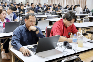 จัดอบรมพัฒนาอาจารย์คณะครุศาสตร์และคณะร่วมผลิตในหลักสูตรครุศาสตรบัณฑิต มุ่งยกระดับตามเกณฑ์คุรุสภา และ PTRU-PSF
