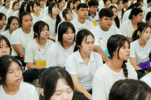 จัดโครงการส่งเสริมคุณธรรม จริยธรรมสำหรับนักศึกษาใหม่ของคณะครุศาสตร์ ประจำปีการศึกษา 2569