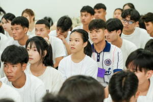 จัดโครงการส่งเสริมคุณธรรม จริยธรรมสำหรับนักศึกษาใหม่ของคณะครุศาสตร์ ประจำปีการศึกษา 2569
