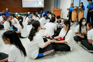จัดโครงการส่งเสริมคุณธรรม จริยธรรมสำหรับนักศึกษาใหม่ของคณะครุศาสตร์ ประจำปีการศึกษา 2569