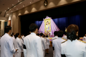 ร่วมพิธีถวายพระพรชัยมงคล เนื่องในโอกาสวันเฉลิมพระชนมพรรษา สมเด็จพระนางเจ้าฯ พระบรมราชินี