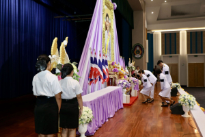 ร่วมพิธีถวายพระพรชัยมงคล เนื่องในโอกาสวันเฉลิมพระชนมพรรษา สมเด็จพระนางเจ้าฯ พระบรมราชินี