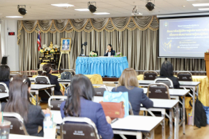 สัมมนาผู้บริหารสถานศึกษา มุ่งยกระดับความฉลาดรู้สู่โรงเรียนต้นแบบเชิงพื้นที่
