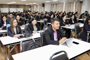 สัมมนาผู้บริหารสถานศึกษา มุ่งยกระดับความฉลาดรู้สู่โรงเรียนต้นแบบเชิงพื้นที่