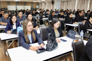 สัมมนาผู้บริหารสถานศึกษา มุ่งยกระดับความฉลาดรู้สู่โรงเรียนต้นแบบเชิงพื้นที่