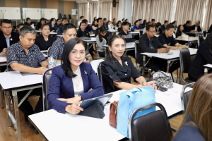สัมมนาผู้บริหารสถานศึกษา มุ่งยกระดับความฉลาดรู้สู่โรงเรียนต้นแบบเชิงพื้นที่