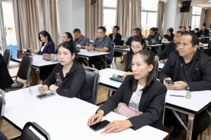 สัมมนาผู้บริหารสถานศึกษา มุ่งยกระดับความฉลาดรู้สู่โรงเรียนต้นแบบเชิงพื้นที่