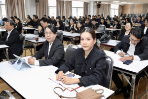 สัมมนาผู้บริหารสถานศึกษา มุ่งยกระดับความฉลาดรู้สู่โรงเรียนต้นแบบเชิงพื้นที่