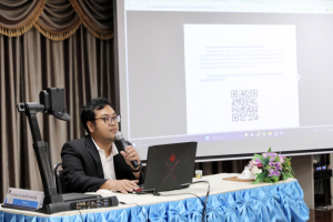 สัมมนาผู้บริหารสถานศึกษา มุ่งยกระดับความฉลาดรู้สู่โรงเรียนต้นแบบเชิงพื้นที่