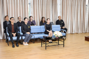 โครงการอบรมเชิงปฏิบัติการเพื่อพัฒนาครูให้ขับเคลื่อนนักเรียนให้มีความฉลาดรู้ตามรูปแบบนวัตกรรมหลักสูตรและการจัดการเรียนรู้ เพื่อเสริมสร้างคุณลักษณะ 4 ประการ