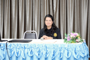 โครงการอบรมเชิงปฏิบัติการเพื่อพัฒนาครูให้ขับเคลื่อนนักเรียนให้มีความฉลาดรู้ตามรูปแบบนวัตกรรมหลักสูตรและการจัดการเรียนรู้ เพื่อเสริมสร้างคุณลักษณะ 4 ประการ