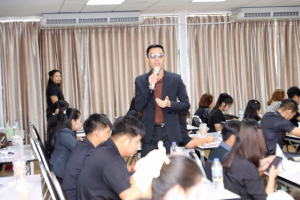 โครงการอบรมเชิงปฏิบัติการเพื่อพัฒนาครูให้ขับเคลื่อนนักเรียนให้มีความฉลาดรู้ตามรูปแบบนวัตกรรมหลักสูตรและการจัดการเรียนรู้ เพื่อเสริมสร้างคุณลักษณะ 4 ประการ