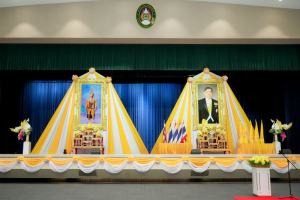 ร่วมพิธีถวายพระพรชัยมงคล พระบาทสมเด็จพระเจ้าอยู่หัว และพิธีถวายราชสักการะสมเด็จพระนารายณ์มหาราช