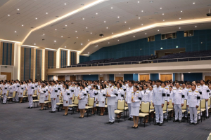 ร่วมพิธีถวายพระพรชัยมงคล พระบาทสมเด็จพระเจ้าอยู่หัว และพิธีถวายราชสักการะสมเด็จพระนารายณ์มหาราช