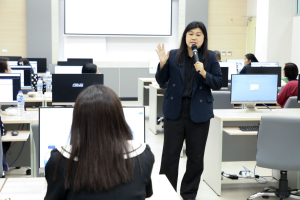 โครงการพัฒนาบุคลากรคณะครุศาสตร์ให้มีตำแหน่งทางวิชาการและตำแหน่งที่สูงขึ้น  หัวข้อ 