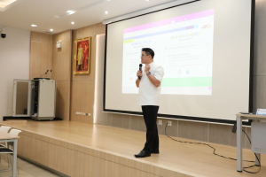 โครงการพัฒนาศักยภาพนักศึกษาด้านเทคโนโลยีสารสนเทศและการสื่อสาร