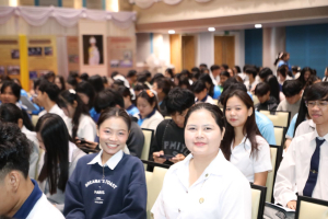 โครงการส่งเสริมทักษะการสื่อสารภาษาไทยและภาษาอังกฤษสำหรับครู