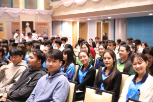 โครงการส่งเสริมทักษะการสื่อสารภาษาไทยและภาษาอังกฤษสำหรับครู
