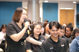 โครงการส่งเสริมทักษะการสื่อสารภาษาไทยและภาษาอังกฤษสำหรับครู