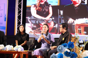 โครงการถอดบทเรียนผลการนำสมรรถนะ PTRU Model ในการขับเคลื่อนสู่การปฏิบัติ เพื่อพัฒนาสมรรถนะของผู้เรียนและบุคลากรทางการศึกษา และโครงการนำเสนอผลการนำรูปแบบนวัตกรรมหลักสูตรและการจัดการเรียนรู้ เพื่อเสริมสร้างคุณลักษณะ 4 ประการ ในการขับเคลื่อนสู่การปฏิบัติในสถานศึกษา ในงานวันสถาปนามหาวิทยาลัยราชภัฏเทพสตรี ครบรอบ 106 ปี
