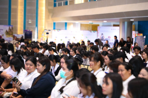 โครงการถอดบทเรียนผลการนำสมรรถนะ PTRU Model ในการขับเคลื่อนสู่การปฏิบัติ เพื่อพัฒนาสมรรถนะของผู้เรียนและบุคลากรทางการศึกษา และโครงการนำเสนอผลการนำรูปแบบนวัตกรรมหลักสูตรและการจัดการเรียนรู้ เพื่อเสริมสร้างคุณลักษณะ 4 ประการ ในการขับเคลื่อนสู่การปฏิบัติในสถานศึกษา ในงานวันสถาปนามหาวิทยาลัยราชภัฏเทพสตรี ครบรอบ 106 ปี