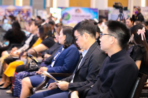 โครงการถอดบทเรียนผลการนำสมรรถนะ PTRU Model ในการขับเคลื่อนสู่การปฏิบัติ เพื่อพัฒนาสมรรถนะของผู้เรียนและบุคลากรทางการศึกษา และโครงการนำเสนอผลการนำรูปแบบนวัตกรรมหลักสูตรและการจัดการเรียนรู้ เพื่อเสริมสร้างคุณลักษณะ 4 ประการ ในการขับเคลื่อนสู่การปฏิบัติในสถานศึกษา ในงานวันสถาปนามหาวิทยาลัยราชภัฏเทพสตรี ครบรอบ 106 ปี