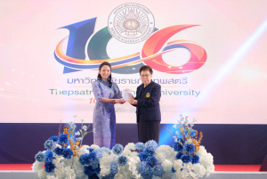 โครงการถอดบทเรียนผลการนำสมรรถนะ PTRU Model ในการขับเคลื่อนสู่การปฏิบัติ เพื่อพัฒนาสมรรถนะของผู้เรียนและบุคลากรทางการศึกษา และโครงการนำเสนอผลการนำรูปแบบนวัตกรรมหลักสูตรและการจัดการเรียนรู้ เพื่อเสริมสร้างคุณลักษณะ 4 ประการ ในการขับเคลื่อนสู่การปฏิบัติในสถานศึกษา ในงานวันสถาปนามหาวิทยาลัยราชภัฏเทพสตรี ครบรอบ 106 ปี