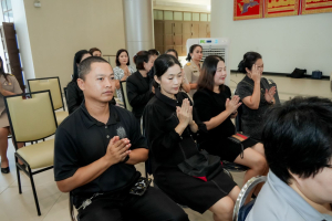 ร่วมพิธีทำบุญทักษิณานุปทาน เพื่อถวายเป็นพระราชกุศลและน้อมรำลึกในพระมหากรุณาธิคุณ เนื่องในวันนวมินทรมหาราช ประจำปี พ.ศ. 2569